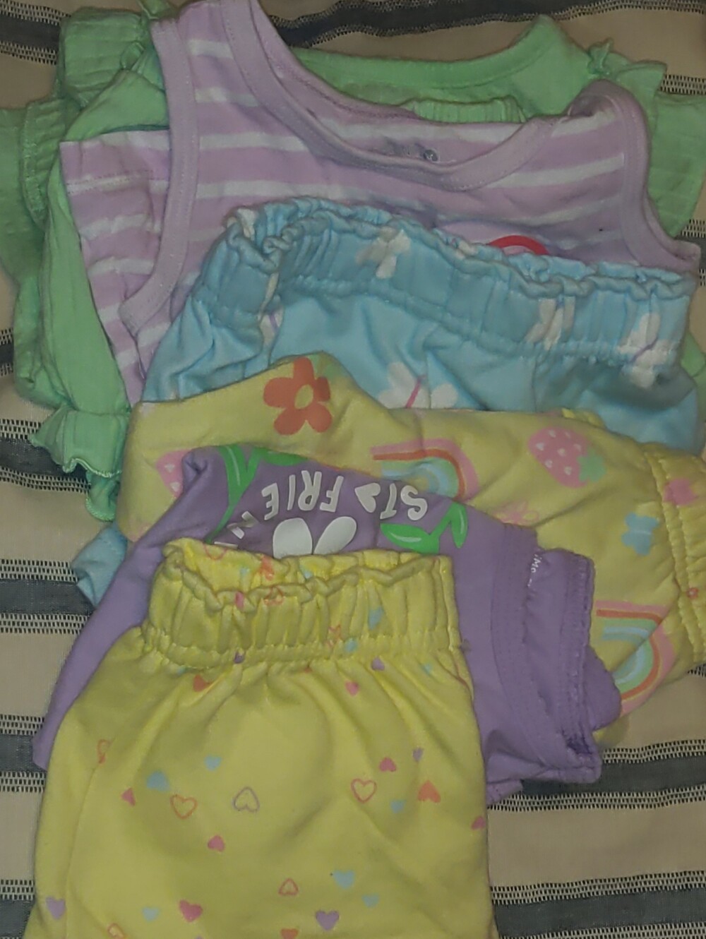 Garanimals 18 Mo. Girls Simply Summer Set- 3 Shirts, 3 Shorts, 1 Pants, Pastels